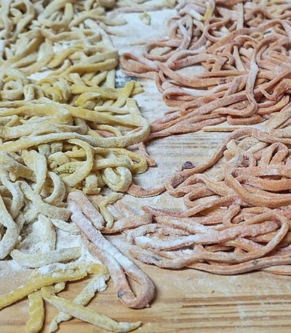 Fresh handmade pasta in different varieties at A Casa di Dona near San Gimignano